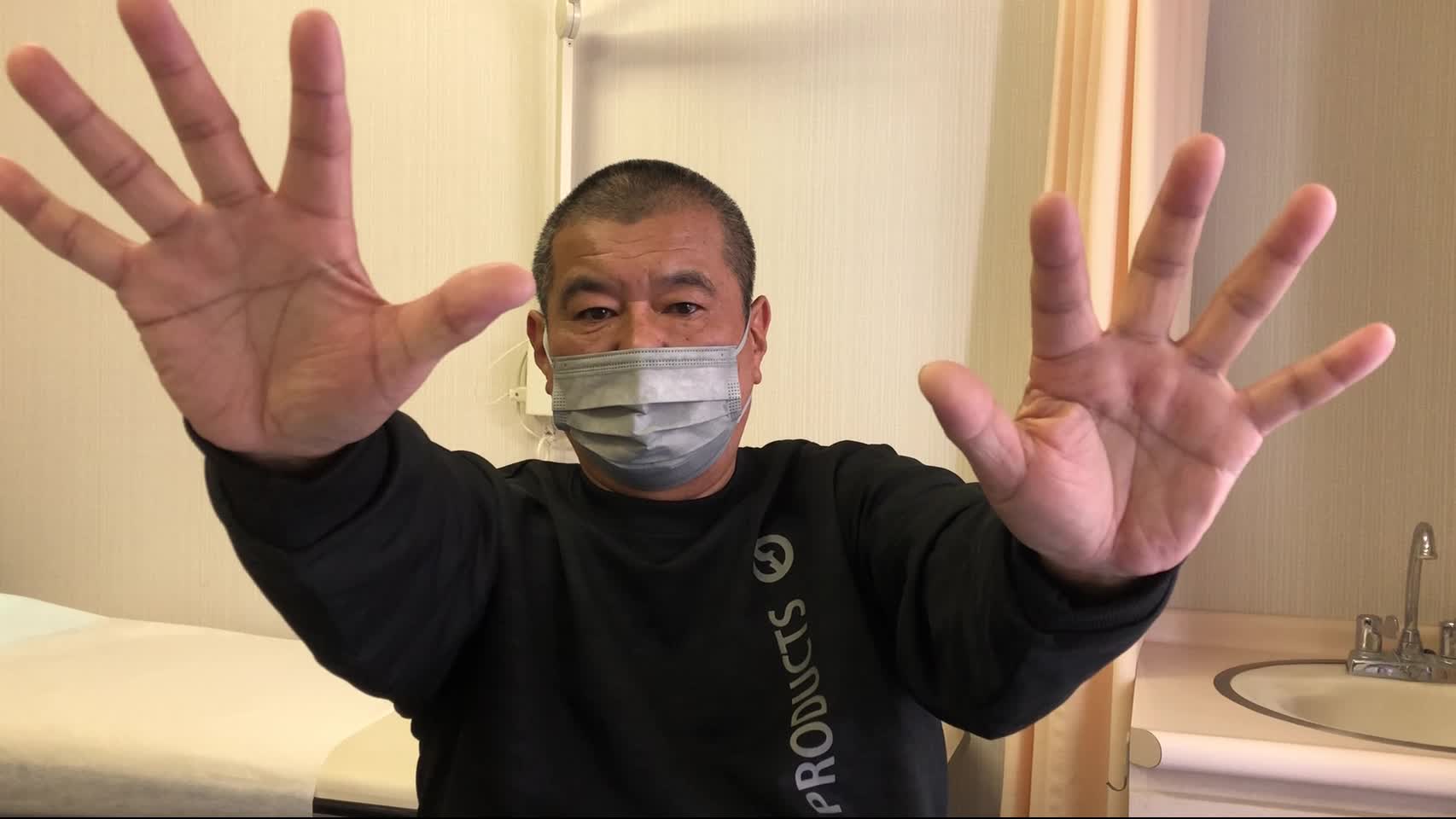 動画3　 凹み手徴候②