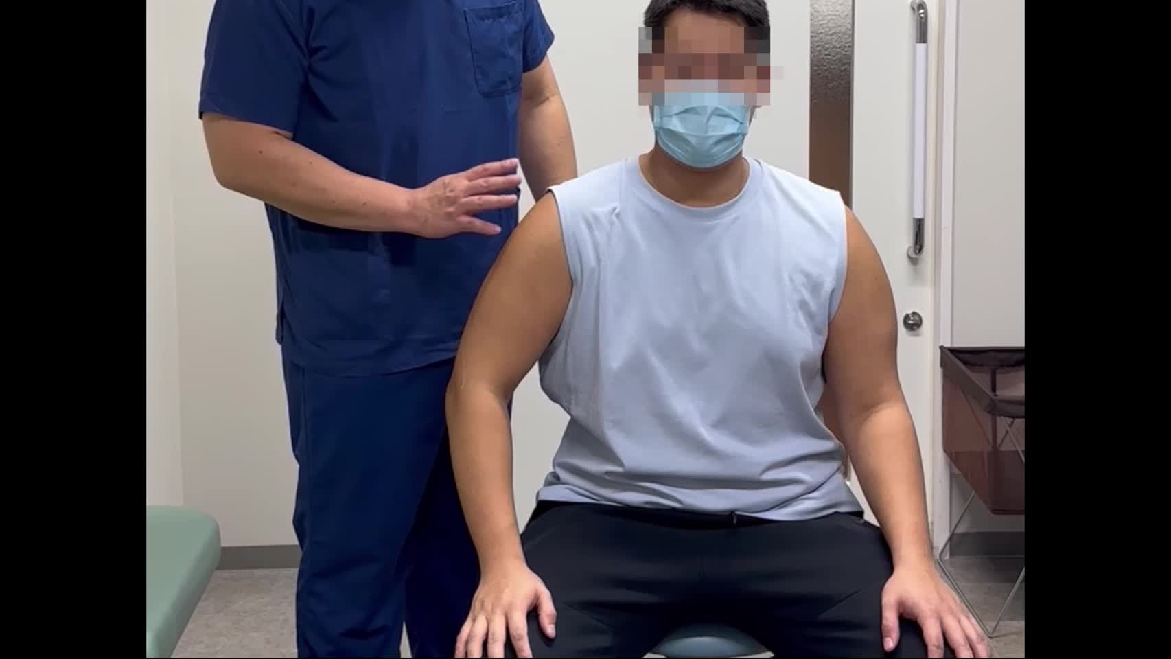 動画79-1　右肩の診察